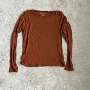AE long sleeve tee